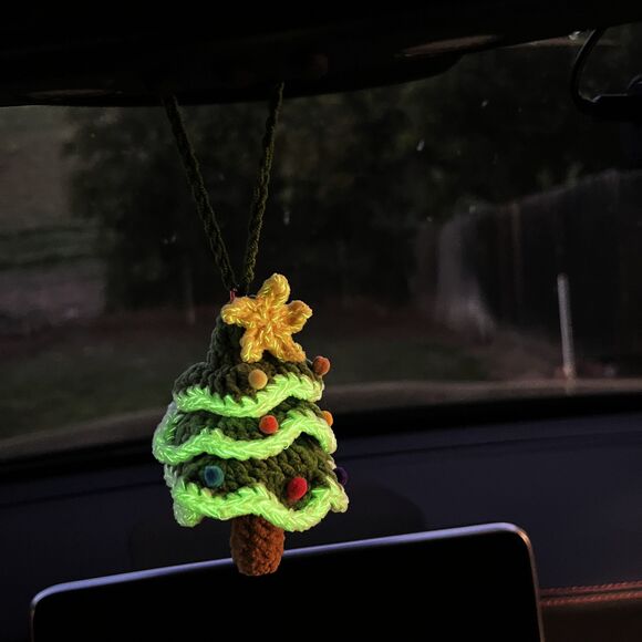Glow-in-the-dark Christmas tree ornament — crochet car charm, rearview mirror - Picture 8 of 12